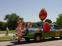 waltrip 30 year reunionartcar2006 031 